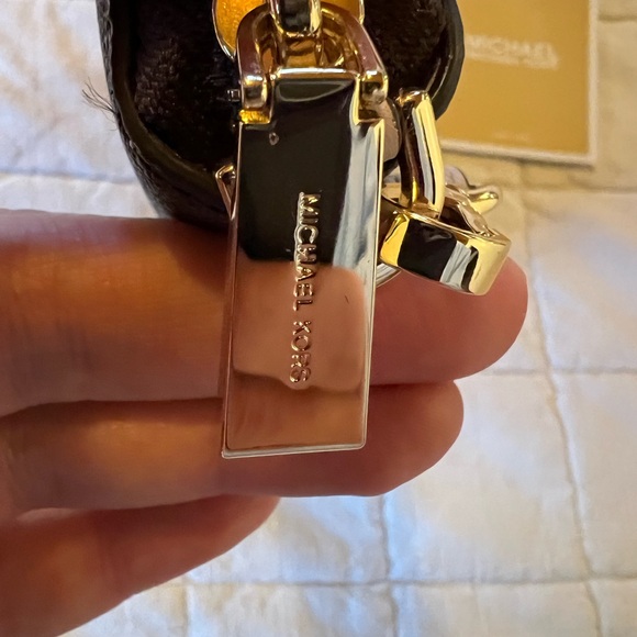 Michael Kors Logo Stripe Continental Wristlet - Picture 3 of 5